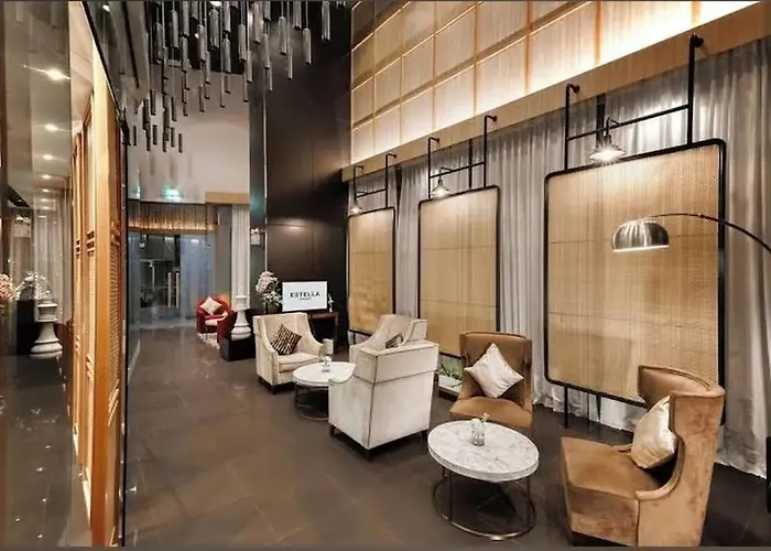 Ekkamai Appartement *